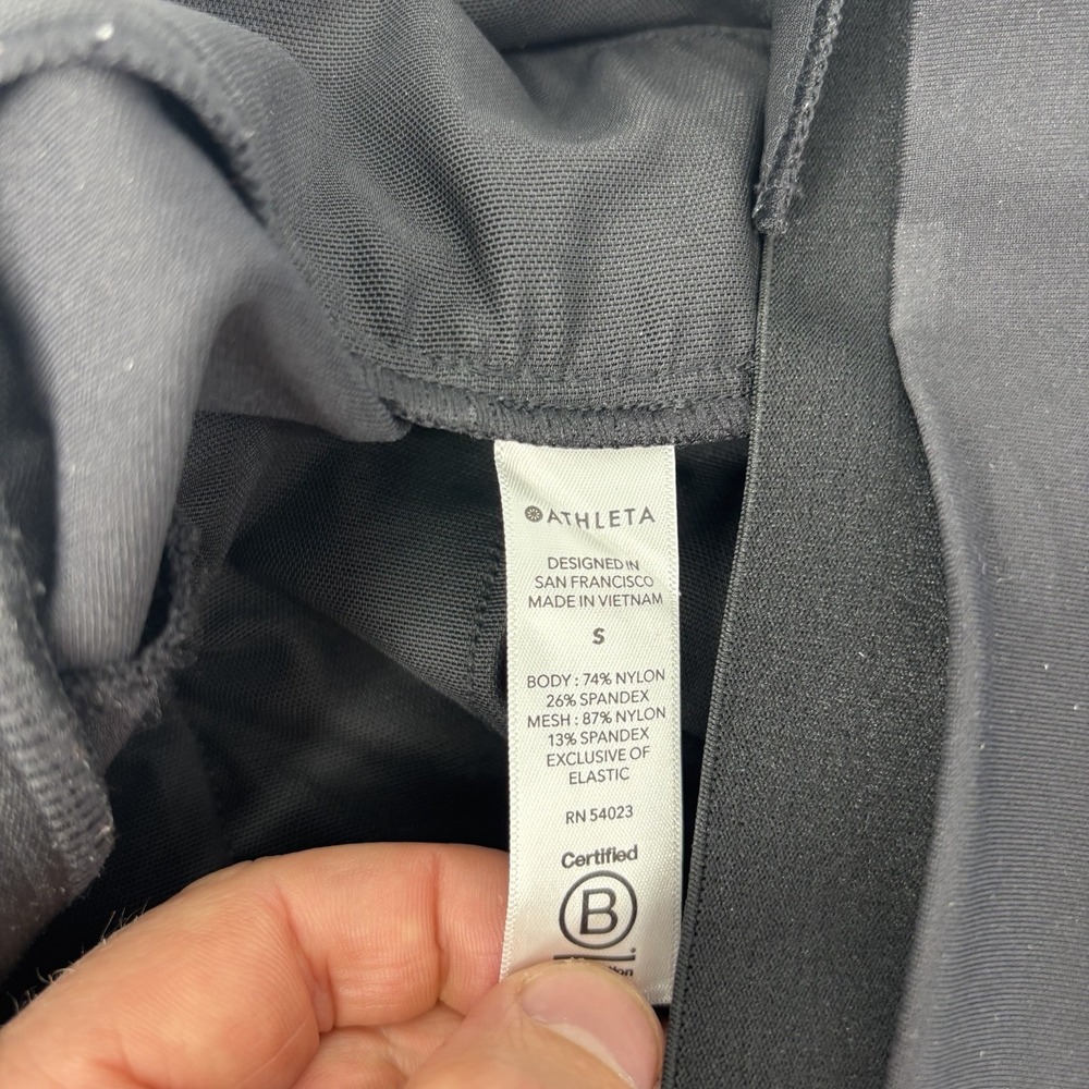 Athleta Womens Small Black Venice Pintuck Pants Jogger Zip Pocket Travel Yoga - Picture 5 of 9